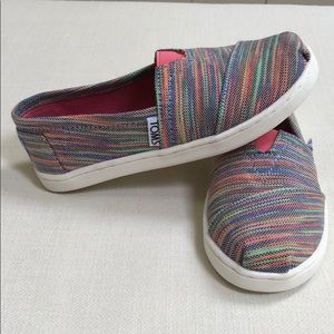 Toms Shoes - BRAND NEW Multicolor Classic TOMS Toms Shoes - BRAND NEW Multicolor Classic TOMS